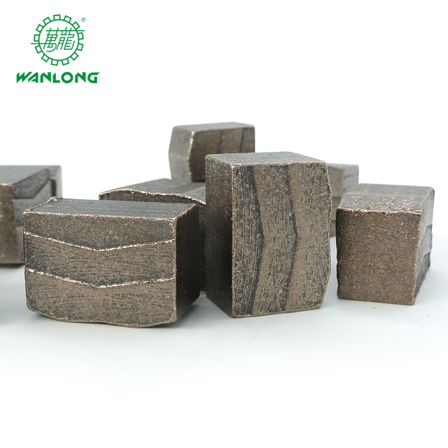 Wanlong Granite Carry Segments 23x13 / 12x15 на двухполосных машинах в Намбии